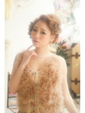 ヘアメイクサロンシャルメ(Hair Make Salon CHARMER) ルーズ前髪シニヨン