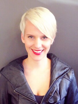 ぉ家サロン(Salon) キレイショートヘア