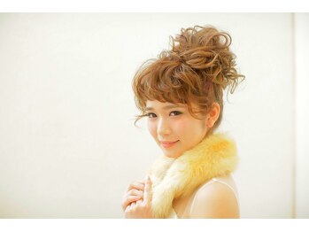 ハロ ハッピーヘアライフ 長居店(Halo happyhairlife)の写真/【日曜8:30～/平日9:30～】【ヘアセット+フルメイク￥5000♪】プロが創るから崩れにくい♪