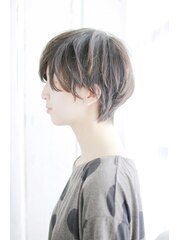 Resortsalon M【新宿東口店】メンズライクな無造作カール