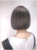 《アンククロス柴田》ショートボブ、グレージュカラー