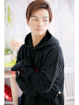 ミック 日暮里店(miq) サイドパートｘアップバングでイケメンショートc1