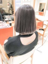 デイズ(days)&nbsp;ケアブリーチ☆ダブルカラー グレージュボブ　 原宿　渋谷