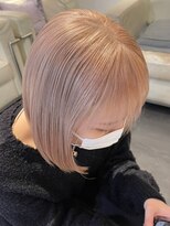 ベレーザ 渋谷(BELEZA)&nbsp;2385外国人風カラー3Dハイライトバニラベージュセンター分けボブ