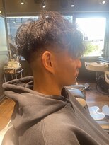 ステイゴールド 新百合ヶ丘(STAY GOLD)&nbsp;スキンフェードスペインカール