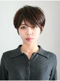 切りっぱなしショート・ボブ/絶壁解消/前髪なし/40代/30代/丸顔