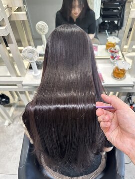 ディーエックス スリー(Dxxxx III) 縮毛矯正