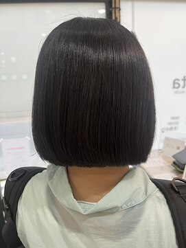 ウタ(uta) ミニボブスタイル