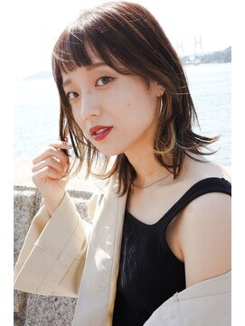 ユラギフロムユイマァル 水島店(YURAGI from YUIMARL) 20代30代ミディアムウルフ顔周りレイヤーインナーカラー