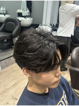 エクシア 西梅田店(EXCIA) 毛流れセンターパート