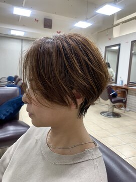 ヘアークリアー 蕨 大人ハンサムショート