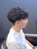 ビーダンディー(Bee dandy) ビジネスツーブロックショート フェザーパーマ サイドパート