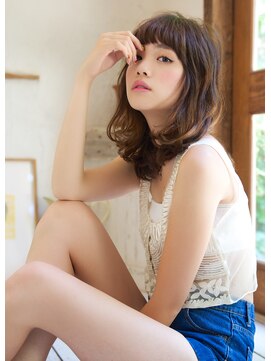 アズーア ヘアーアンドスパ(azure hair&spa) 乾かすだけで仕上がります/3Dカラー　【横浜駅】