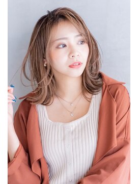 ケイト(kate) 【kate】大宮☆　ミルクティーベージュ×外ハネミディ