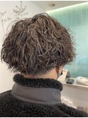 女性もツイストスパイラルでかっこいいメンズライクスタイル!