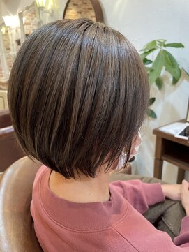 ヴィアンカ(Vianca) 【白髪ぼかしハイライト×ファイバープレックスブリーチ】