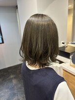 ワルム(warme)&nbsp;レイヤーカット×オリーブグレージュ