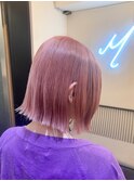 ピンク