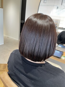 セン バイ エント(sen by emt) 丸みボブ×透明感ブラウンカラー
