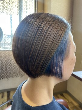 ヘアー キューブ フィール 都町店(hair cube feel) ブルーのインナーカラー