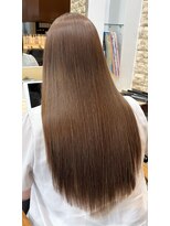 リン(Lin.)&nbsp;髪質改善ストレート　【山下　泰世】