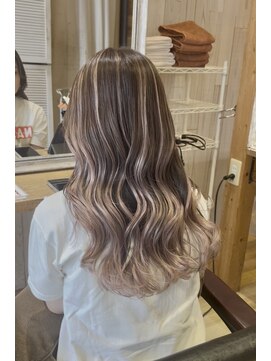 ラグーン(LAGOON) バレイヤージュグレージュハイライトダブルカラーケアブリーチ