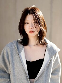 ピカイチテンジン エムスラッシュ(pikAicHi Tenjin×M.SLASH)の写真/【天神/赤坂】髪質や骨格,毛流れを見極めた繊細な顔周りカットで、周りから褒められる似合わせStyle◆