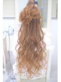 お花のガーリーハーフアップ