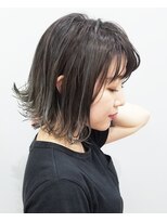 エイム ヘアメイク 横川店(eim HAIR MAKE) シルバーグラデが大人っぽい☆切りっぱボブ