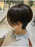 ショートボブ