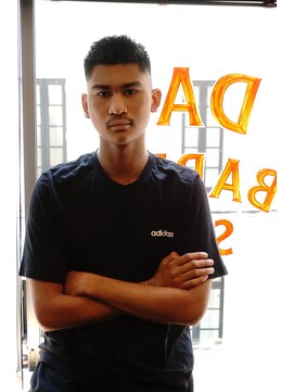 ダッド(DAD) 【Faux Hawk】