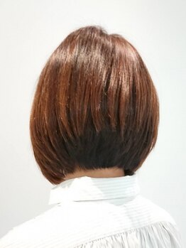 アレグレ ザ ヘアーの写真/【成瀬駅/徒歩1分】白髪をしっかりカバー&オシャレも楽しめる♪髪と地肌に優しい低刺激カラーが好評◎