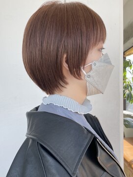 スー 渋谷(suu) ピンクベージュマッシュショートボブ丸みショート大人かわいい