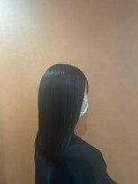 クネア(kunea)&nbsp;切りっぱなしセミロング/暗髪/寒色系カラー/ダークアッシュ