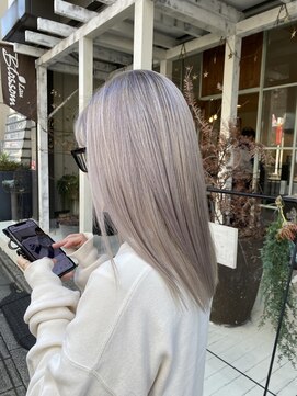 シード 成増 下赤塚店(ced.) 【ced.】ホワイトシルバー×ダブルカラー