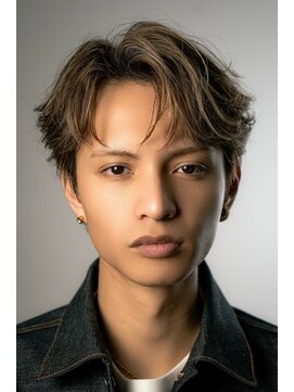 オーシャントーキョーオーバー 渋谷(OCEAN TOKYO OVER) 韓国マッシュセンターパートダウンパーマニュアンスパーマウルフ