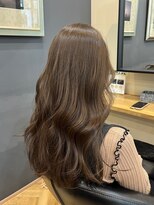 アルター(aL ter)&nbsp;赤みなしベージュ［イメチェン/外ハネボブ/美髪］長野歌穂