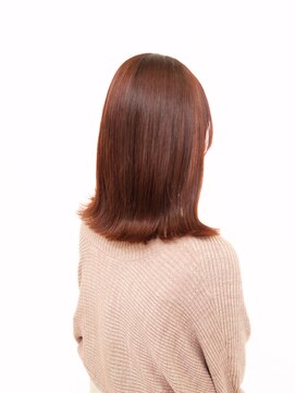 アッシュ 十日市場店(Ash) ツヤがきれい!ピンクグレージュカラー/外はねボブ