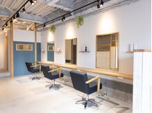 ノットドットビー(KNOT.B)の雰囲気（セット面の雰囲気です！隣とのスペースも十分にあります。）