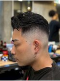 2222黒髪スキンフェードビジネスサイドパート渋谷バーバー