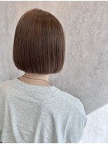 コス(COS)&nbsp;顎ラインボブ/切りっぱなしボブ