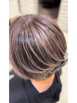 アッシュ 戸田公園店(Ash) 白髪率80%のミルクティーハイライト