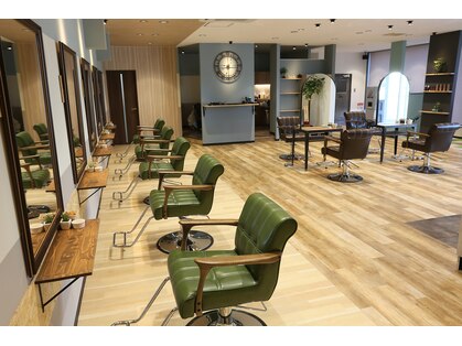 アグ ヘアー フェリス 郡山コスモス通り店(Agu hair feliz)の写真