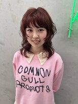 QUON カールミディアムウルフ×赤毛カラー