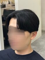 フイ 恵比寿(Hui) フェザーパーマ/グレーブルーカラー/刈り上げショートパンク