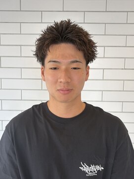 バック(BUCK) スパイキーパーマ