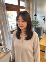 ハクア(HAKUA)&nbsp;大人レイヤーカット×透明感アッシュカラー