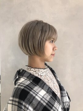 エイト ヘアサロン 渋谷本店(EIGHT) シアーブロンド_新田 廉_0117