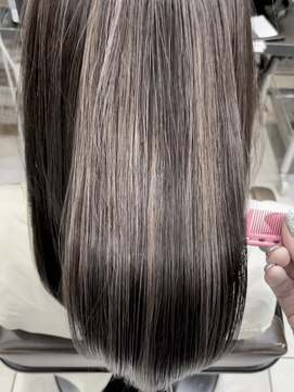 トルネード(TORNADO) 韓国風艶髪ストレート LAケラチントリートメント 美髪　M524