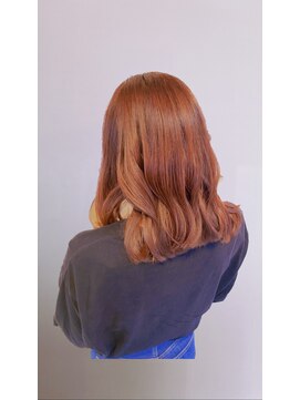 ヘアープロデュース ラピセット 松山(Lapset) 20代30代40代ブリーチなしオレンジブラウンくびれミディ